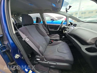 2010 Honda Fit Sport – miniatura 18