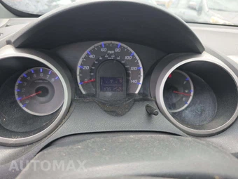 2010 Honda Fit Sport – miniatura 9
