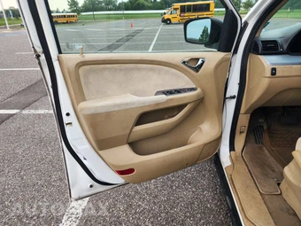 2010 Honda Odyssey LX 118.1" WB - miniatura 10