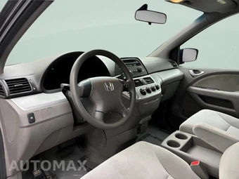 2010 Honda Odyssey LX 118.1" WB - miniatura 8