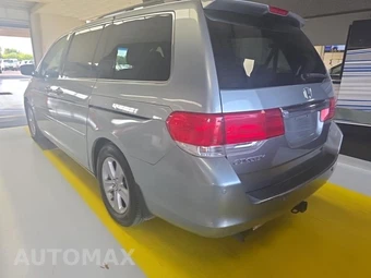 2010 Honda Odyssey Touring w/Navigation & RES 118.1" WB - miniatura 6