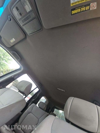 2010 Honda Pilot LX - miniatura 11