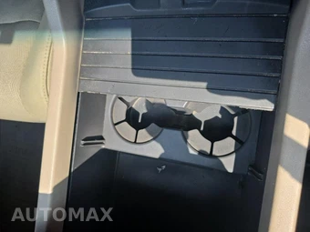 2010 Honda Pilot LX – miniatura 24