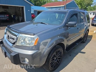 2010 Honda Pilot Touring w/Navigation & RES