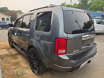 2010 Honda Pilot Touring w/Navigation & RES – miniatura 6