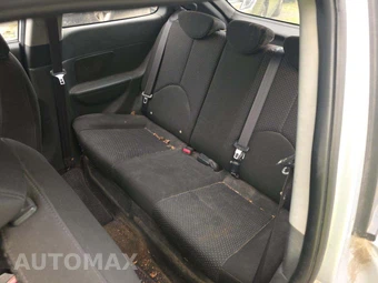 2010 Hyundai Accent Blue Hatchback – miniatura 10