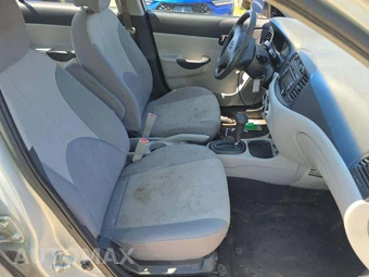2010 Hyundai Accent GLS Sedan - miniatura 15