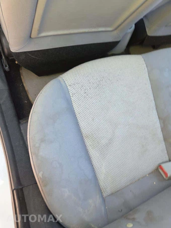 2010 Hyundai Accent GLS Sedan – miniatura 26