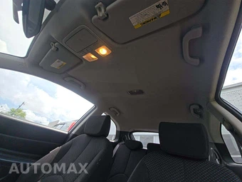 2010 Hyundai Accent GS Hatchback – miniatura 11