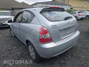 2010 Hyundai Accent GS Hatchback – miniatura 2