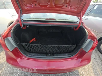 2010 Hyundai Elantra GLS Sedan - miniatura 16