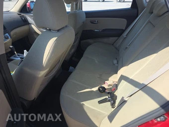 2010 Hyundai Elantra GLS Sedan – miniatura 13
