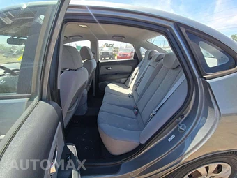 2010 Hyundai Elantra GLS Sedan – miniatura 13