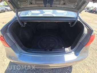 2010 Hyundai Elantra GLS Sedan – miniatura 14