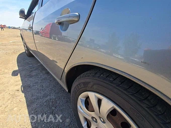 2010 Hyundai Elantra GLS Sedan – miniatura 24