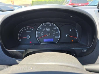 2010 Hyundai Elantra GLS Sedan - miniatura 9