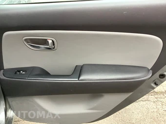 2010 Hyundai Elantra GLS Sedan - miniatura 21