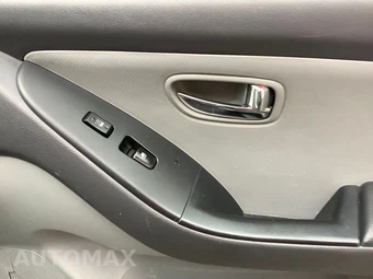2010 Hyundai Elantra GLS Sedan - miniatura 24