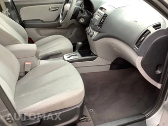 2010 Hyundai Elantra GLS Sedan - miniatura 25