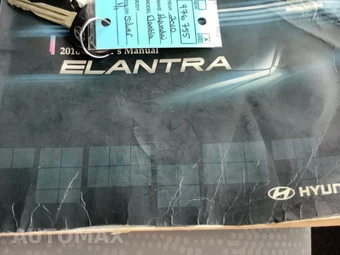 2010 Hyundai Elantra GLS Sedan - miniatura 27