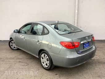 2010 Hyundai Elantra GLS Sedan - miniatura 4