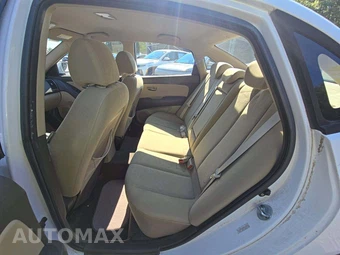2010 Hyundai Elantra GLS Sedan - miniatura 10