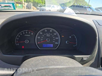 2010 Hyundai Elantra GLS Sedan - miniatura 6