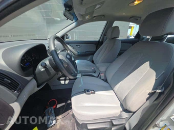 2010 Hyundai Elantra GLS Sedan - miniatura 6