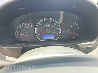 2010 Hyundai Elantra SE Sedan – miniatura 12