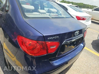 2010 Hyundai Elantra SE Sedan – miniatura 16
