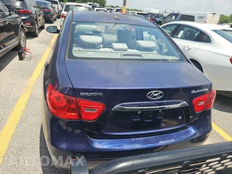 2010 Hyundai Elantra SE Sedan – miniatura 5