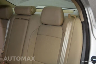 2010 Hyundai Genesis 4.6 Sedan - miniatura 21