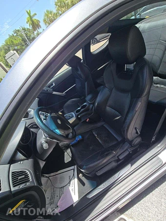 2010 Hyundai Genesis Coupe 3.8 – miniatura 3