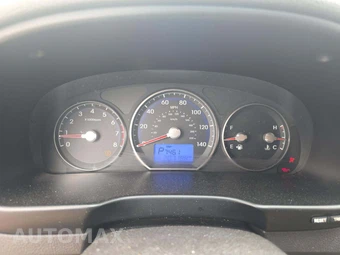 2010 Hyundai Santa Fe GLS - miniatura 9
