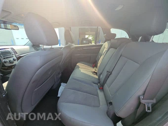 2010 Hyundai Santa Fe SE - miniatura 13