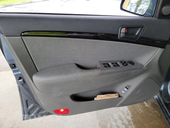 2010 Hyundai Sonata GLS - miniatura 9