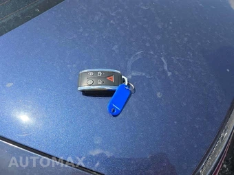 2010 Jaguar XF Luxury – miniatura 8