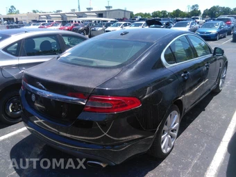 2010 Jaguar XF Portfolio – miniatura 2