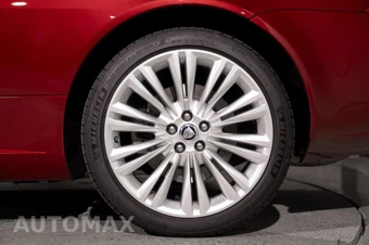 2010 Jaguar XK Convertible - miniatura 41