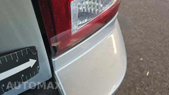 2010 Jeep Grand Cherokee Laredo – miniatura 31