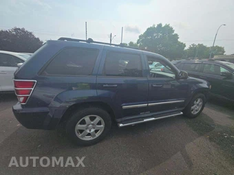2010 Jeep Grand Cherokee Laredo - miniatura 3