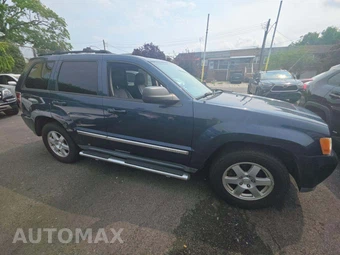 2010 Jeep Grand Cherokee Laredo - miniatura 4
