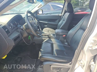 2010 Jeep Grand Cherokee Laredo – miniatura 7
