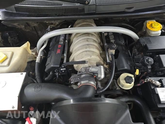 2010 Jeep Grand Cherokee SRT8 - miniatura 15