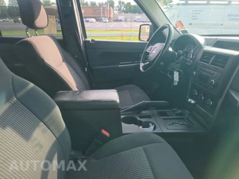 2010 Jeep Liberty Renegade – miniatura 8