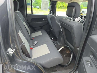 2010 Jeep Liberty Sport – miniatura 16