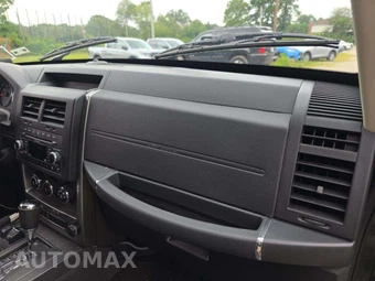 2010 Jeep Liberty Sport – miniatura 19