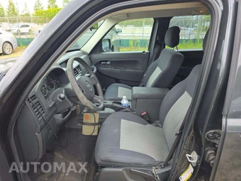 2010 Jeep Liberty Sport – miniatura 6