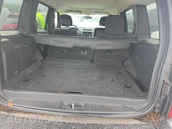 2010 Jeep Liberty Sport - miniatura 16