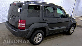 2010 Jeep Liberty Sport - miniatura 4